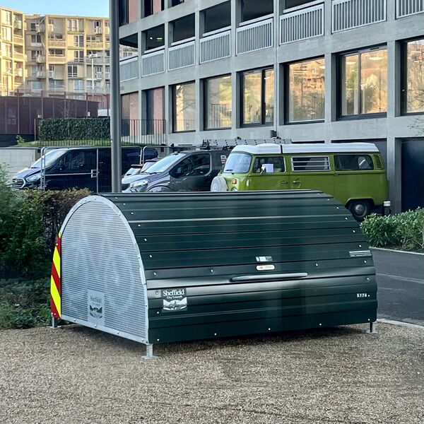 File:Cycle hangar pat midgley lane.jpg